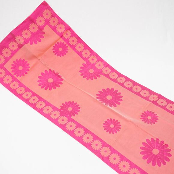 Jill Stuart Pink Tonal Daisy 100% Silk Rectangular Scarf - Picture 2 of 8